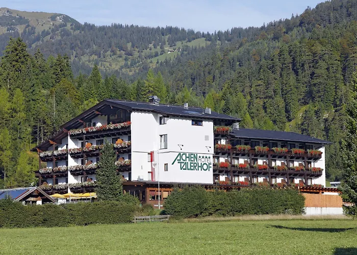 Achentalerhof Hotel 4*