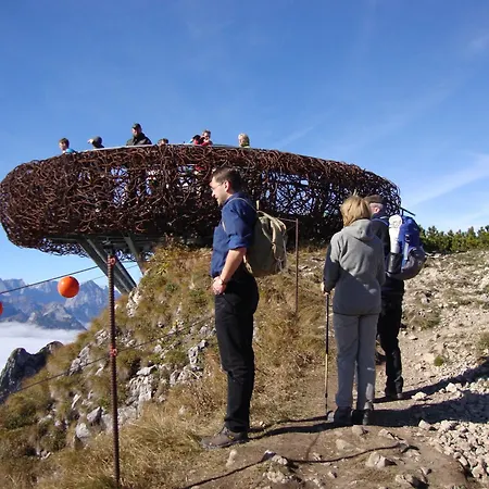 阿琛塔勒霍夫酒店 4* 阿亨基希