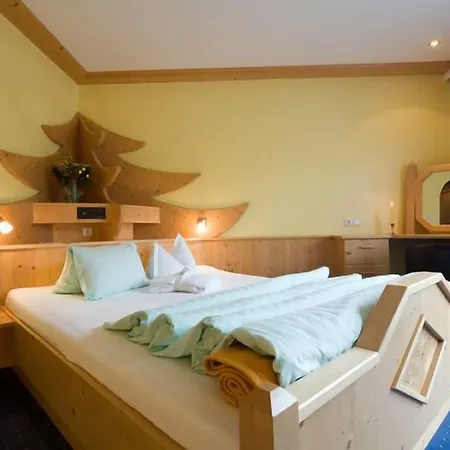 Achentalerhof Hotel 4*